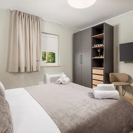 Апартаменты Rebecca *