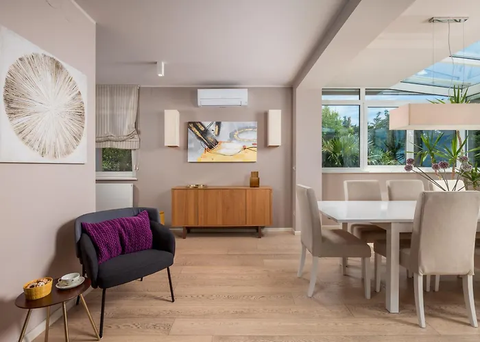 Rebecca * אופטיה