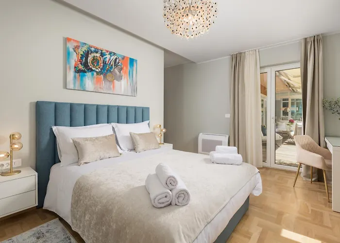 Rebecca * אופטיה